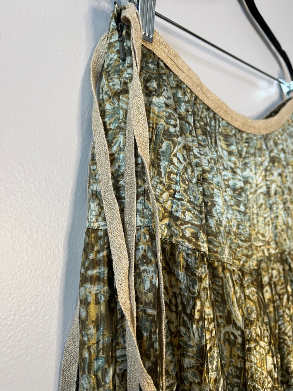 Telluride Sundance vintage 100% crushed silk shiny green gold midi skirt - Picture 9 of 10